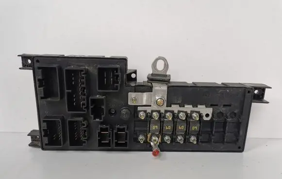 Volvo S80 Fuse module 518829007