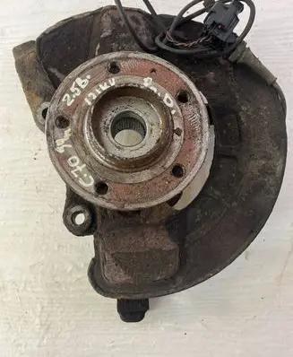 Volvo C70 Front wheel hub