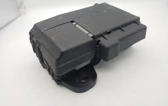 Chevrolet Cruze Fuse module 96889385