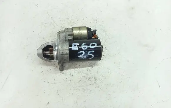 BMW 5 E60 E61 Starter motor 7521123 7021116 0001109474