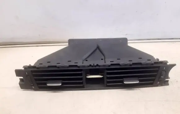 BMW 3 E90 E91 Dash center air vent grill 9123302 14482110 ENB73U09
