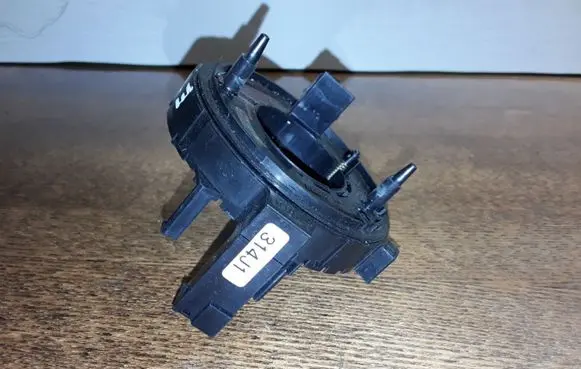 Audi A4 S4 B5 8D Airbag slip ring squib (SRS ring) 1J0959653
