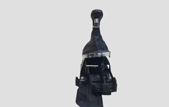 Opel Insignia A Gear shifter/selector 13261545 329510614
