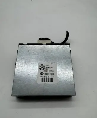 Volkswagen Touran II Power management control unit 1K0919041 0141576780 8ES01015300