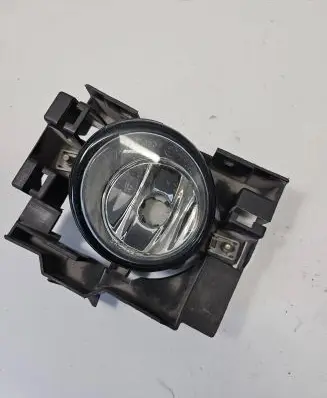 Nissan X-Trail T30 Front fog light 2615589905