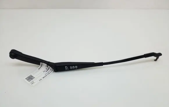 Mercedes-Benz GLK (X204) Front wiper blade arm A2048200844