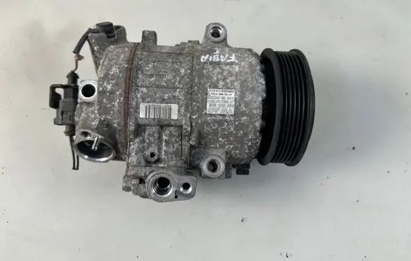 Skoda Fabia Mk1 (6Y) Air conditioning (A/C) compressor (pump) 6Q0820808