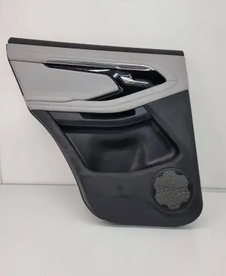 Land Rover Evoque II Rear door card panel trim