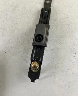 Hyundai Santa Fe Seat belt height adjuster 