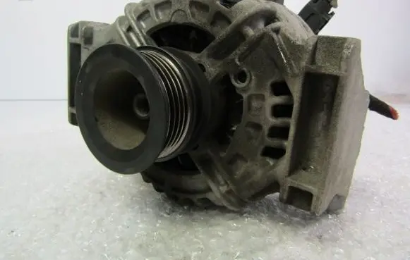 Opel Vectra C Generator/alternator 0986044020