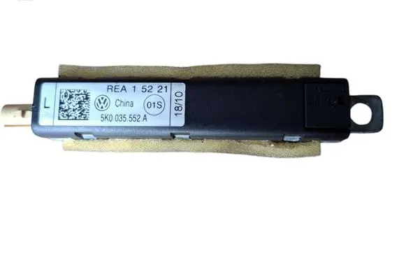 Volkswagen Polo V 6R Aerial antenna amplifier 5K0035552A