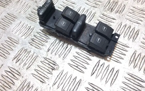 Volkswagen Touran I Electric window control switch 1J4959857B