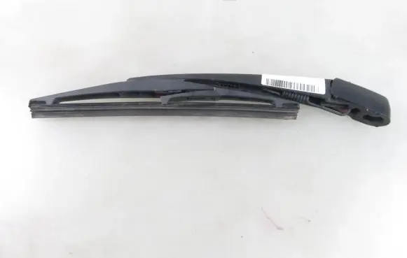 Suzuki SX4 Rear wiper blade arm