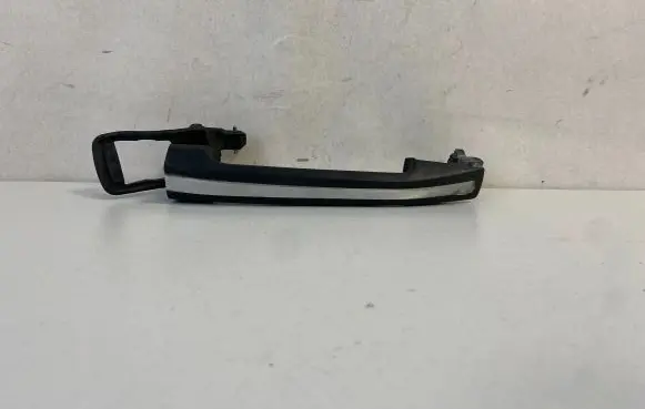 Mercedes-Benz E W124 Front door exterior handle