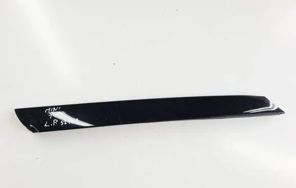 (A) pillar trim