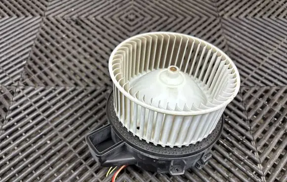 Volvo XC90 Heater fan/blower 0130309504