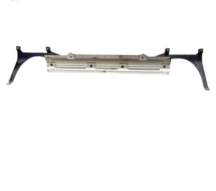 Rear bumper trim bar molding