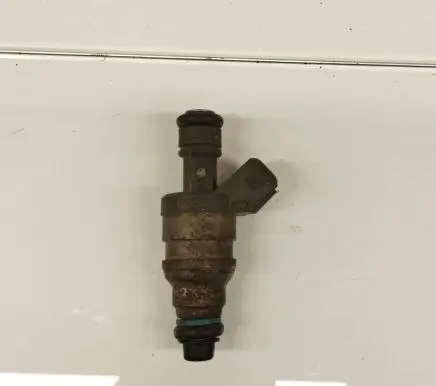 Mercedes-Benz E W124 Fuel injector 0000787323 0280155209