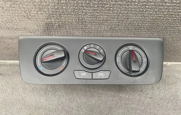 Seat Ibiza IV (6J,6P) Climate control unit 6J0820045A 9627002012 6Q0819445