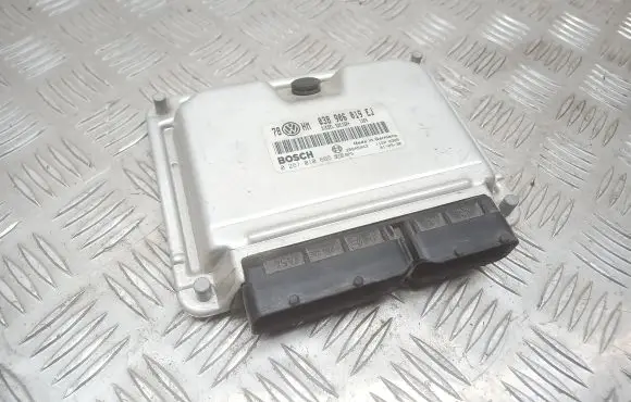 Volkswagen PASSAT B5.5 Engine control unit/module 038906019EJ 0281010665