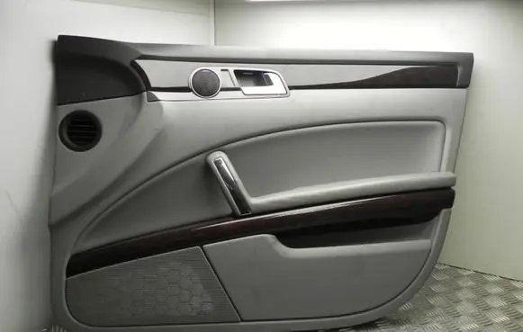 Volkswagen Phaeton Front door card panel trim 3D1867012L T243