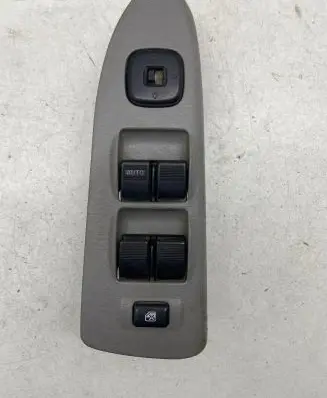 Mazda Premacy Electric window control switch CB0866350A 14Z9D4 C8HD135