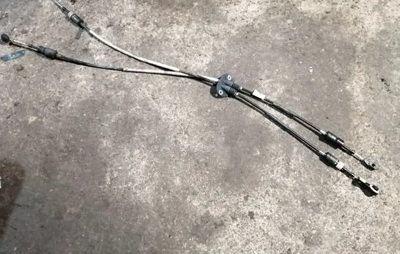 Volvo XC60 Gear shift cable linkage 31256860