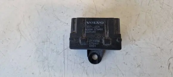 Volvo S60 Seat heating relay 9442947 200032 07W481