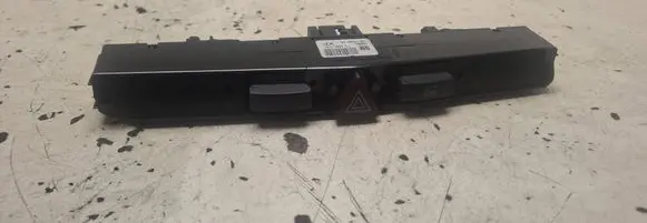 Opel Astra H Hazard light switch 13100105 0320 03758075