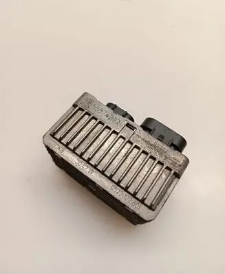 Opel Antara Glow plug pre-heat relay 55574293 0522122601