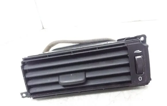 Volvo V70 Dash center air vent grill 30755181
