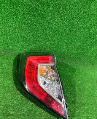 Honda Civic X Rear/tail lights
