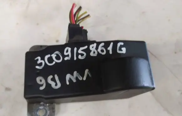 Volkswagen PASSAT B6 Steering wheel lock 3C0915861G