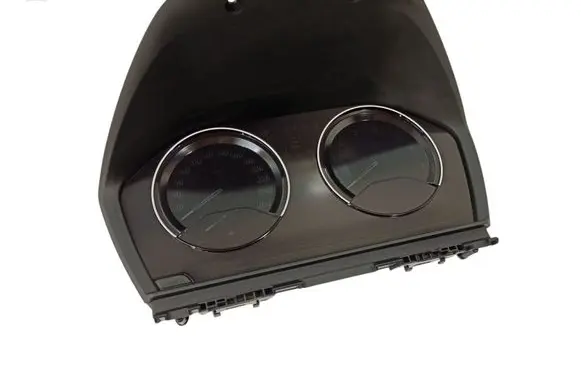 Speedometer (instrument cluster)