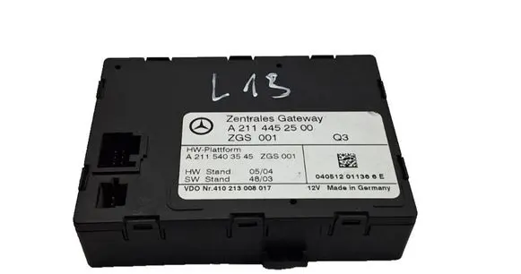 Mercedes-Benz E W211 Gateway control module A2114452500