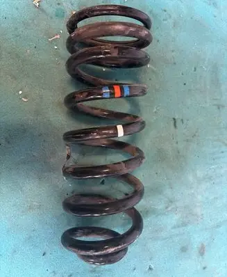 Jaguar XE Rear coil spring GX735534EB T4N12642 GX73-5534-EB