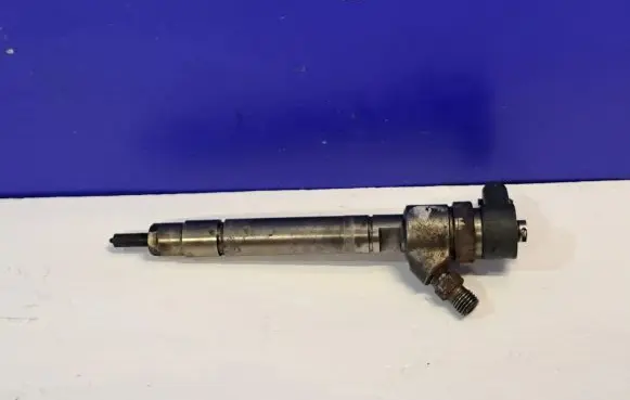 Volvo V50 Fuel injector 8603595 0445110251