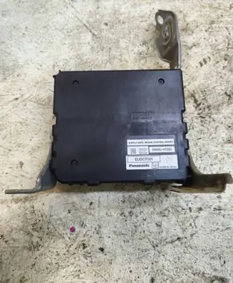 Toyota Prius (XW20) Brake system control unit/module 8968047020 UACA0210 62E40008