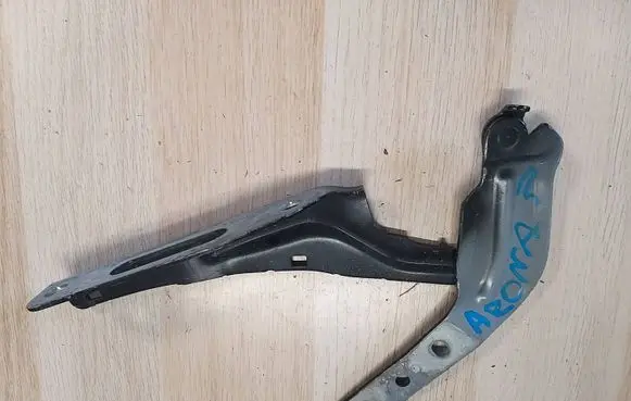 Seat Arona Engine bonnet/hood hinges 6F0823302A