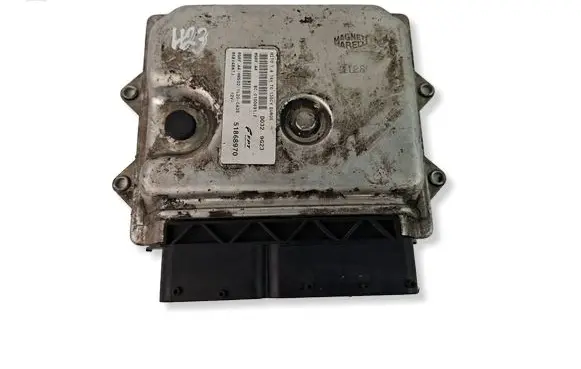 Alfa Romeo Mito Engine control unit/module 51868970 D0329G23 85BV4BN7J