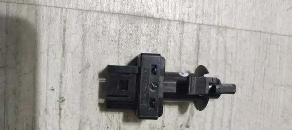 Mercedes-Benz A W176 Clutch pedal sensor A0065451014