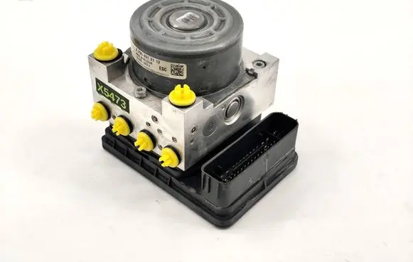 Mercedes-Benz C W205 ABS Pump A2054313112 A2059012800 10022004024