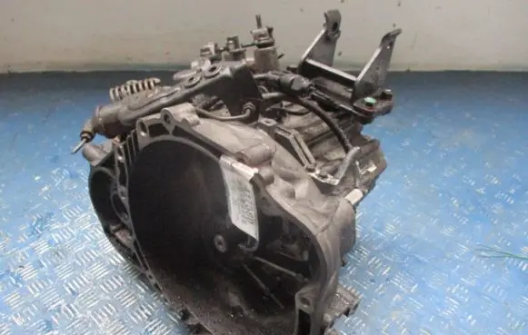 KIA Carens I Manual 6 speed gearbox