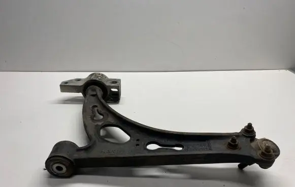 Volkswagen Golf V Front lower control arm/wishbone 1K0407153G
