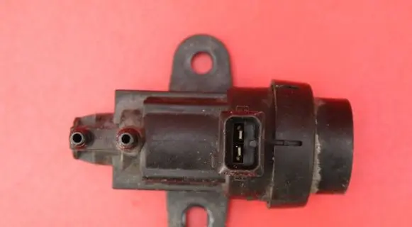 Ford Scorpio Vacuum valve 95BB-9J459