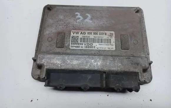 Skoda Fabia Mk1 (6Y) Wing mirror control module 03E906023D 03E906023B 5WP4080204