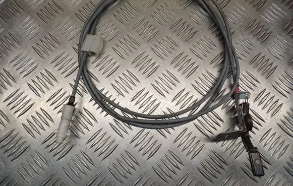 Toyota Avensis T220 Fuel cap release pull handle 