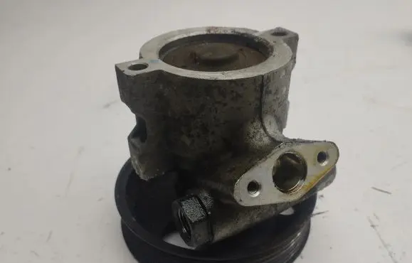 Chevrolet Captiva Power steering pump 20070501