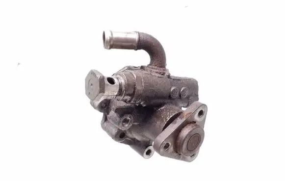 Volkswagen PASSAT B5.5 Power steering pump 8D0145177Q