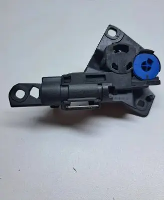 BMW 5 F10 F11 Glove box lock 03F1010017